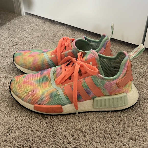 tie dye adidas shoes - Picture 2 of 7